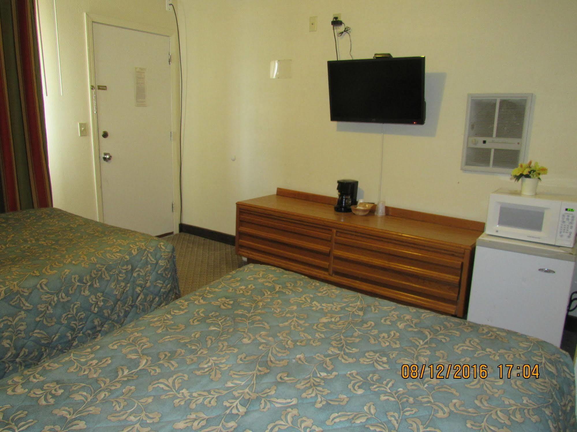 La Conne Motel Corning Εξωτερικό φωτογραφία